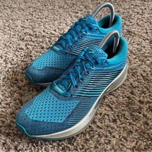 Brooks Levitate Running Shoes Women’s Size 7.5B